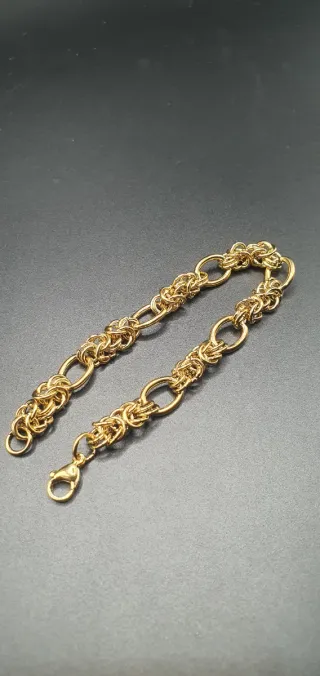 Pulsera chapada en oro