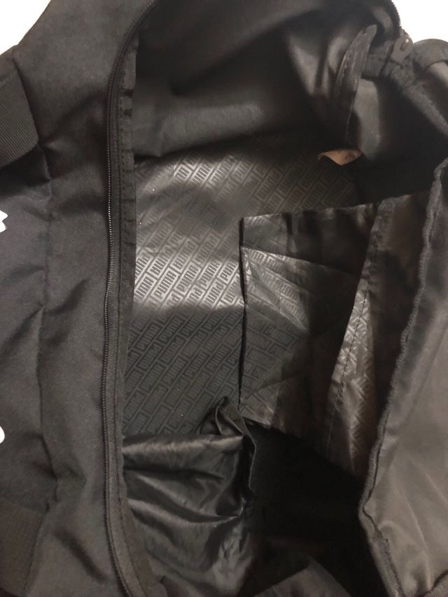 Bolsa de deporte PUMA negra