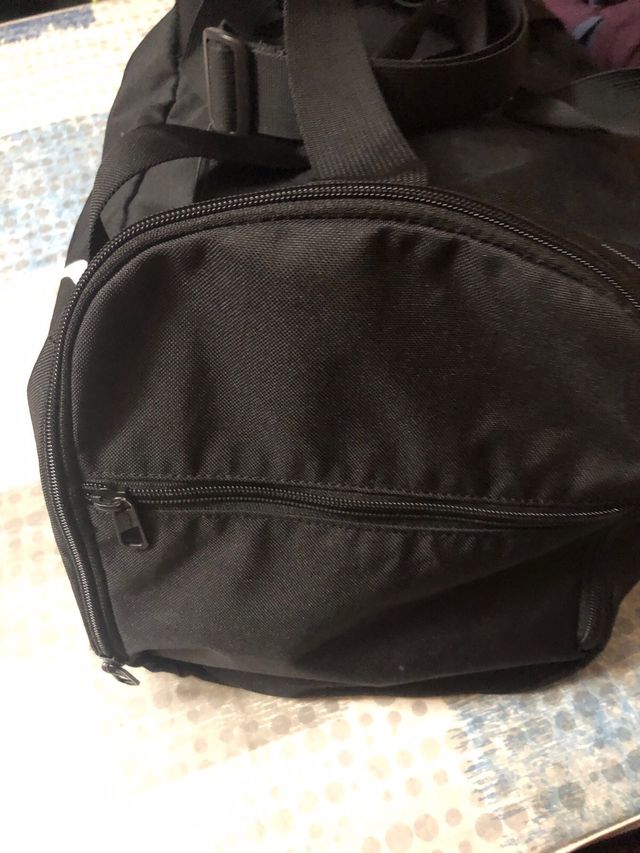 Bolsa de deporte PUMA negra