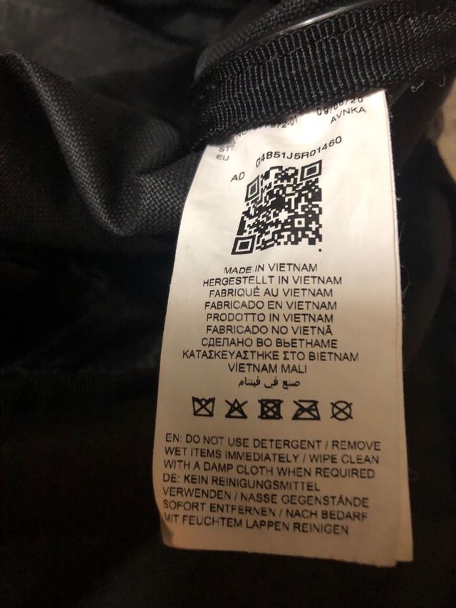 Bolsa de deporte PUMA negra