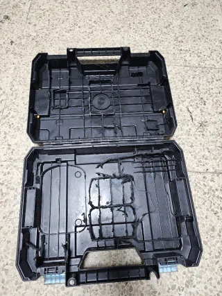 Caja Maletín DeWalt DCD797D2