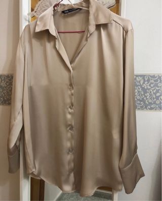 Camisa Zara Satén Beige Talla Única