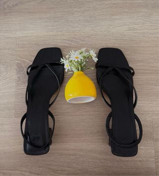 Sandalias tacón negras