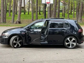 Volkswagen Golf GTI Ed. 30 DSG