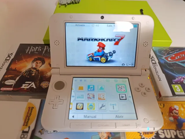 Nintendo 3DS XL Bianca + 5 Giochi e Caricatore