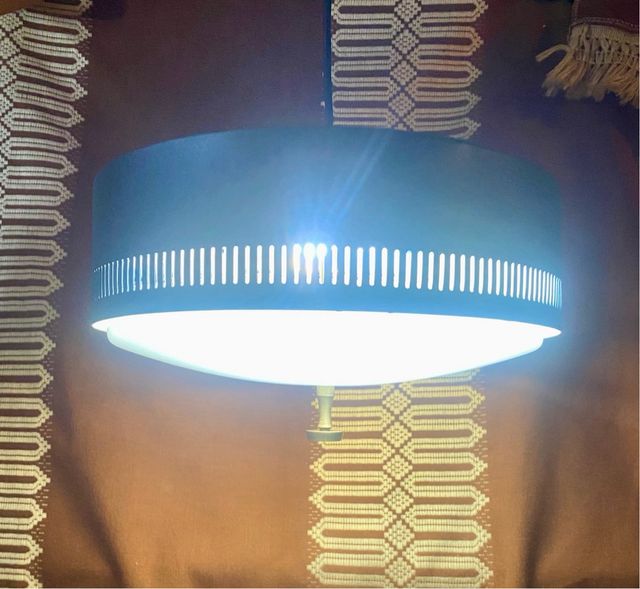 Lámpara de diseño marca  Lyfa  50/60 Mid Century