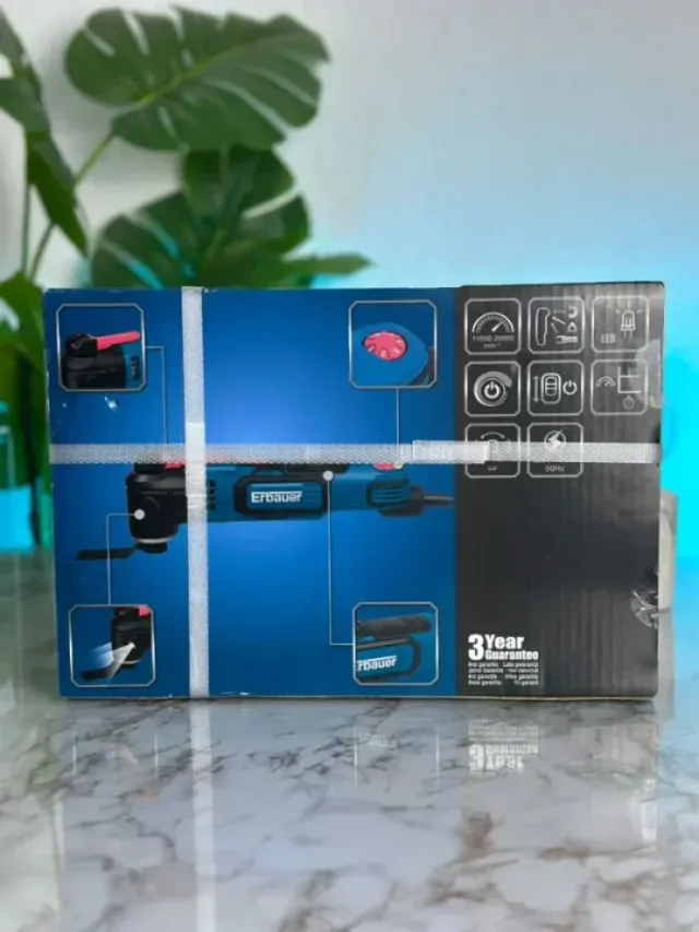 Attrezzo multifunzione per levigare, tagliare, raschiare e lucidare