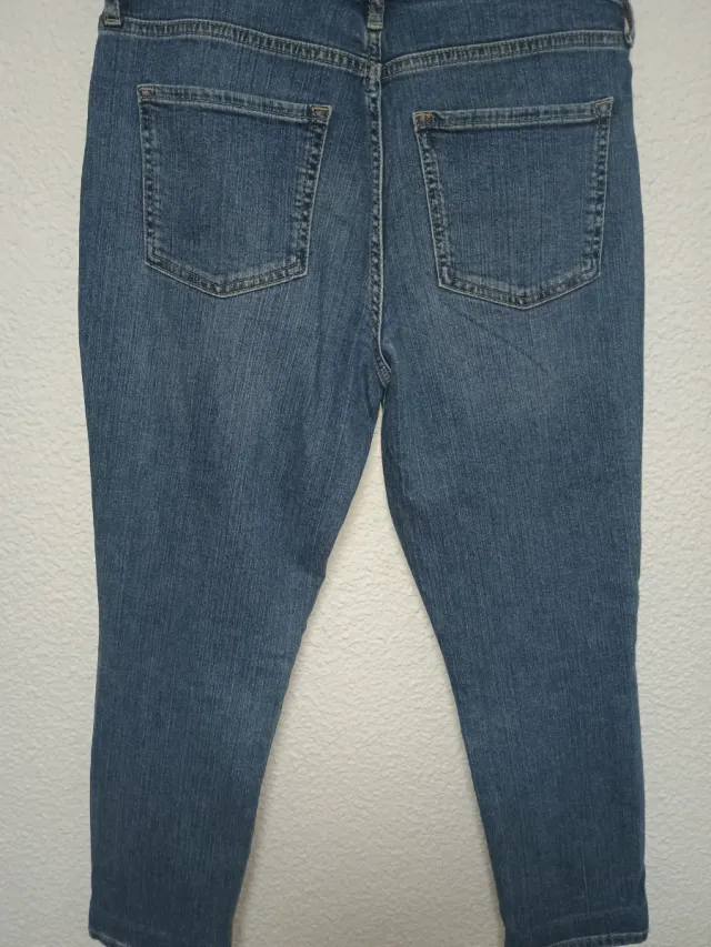 Vaqueros Banana Republic desgastados