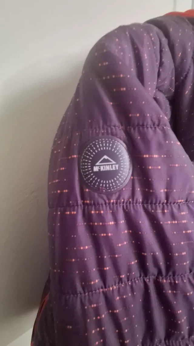 Abrigo deportivo niña 8 años McKinley