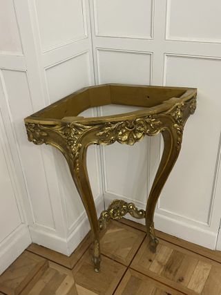 Tavolo consolle dorato in stile barocco