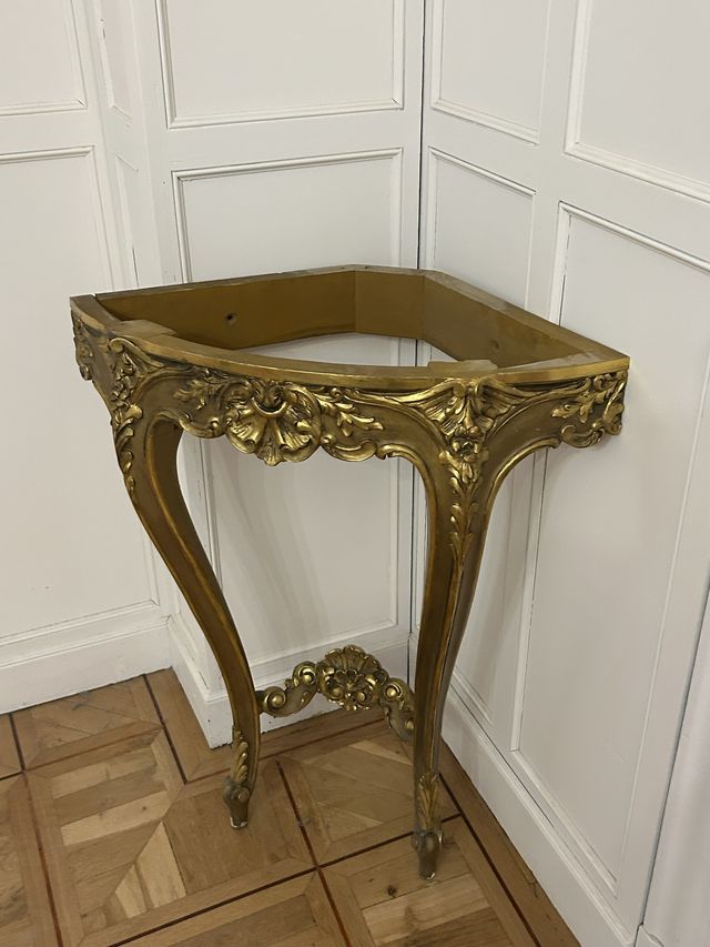 Tavolo consolle dorato in stile barocco
