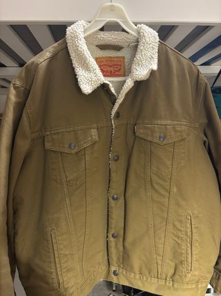 Levi’s jacket sherpa trucker