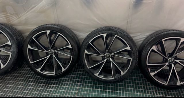 Llantas Audi 20 pulgadas con neumáticos 245/40/20