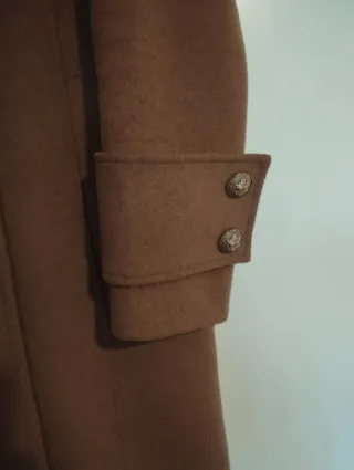 Abrigo Tintoretto Marrón Doble Botonadura