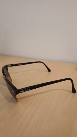 Gafas Happening estilo Ray-Ban negras y doradas