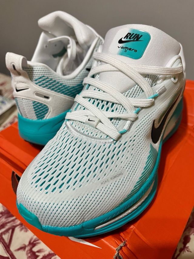Nike Vomero 18 Talla 38 nuevas a estrenar