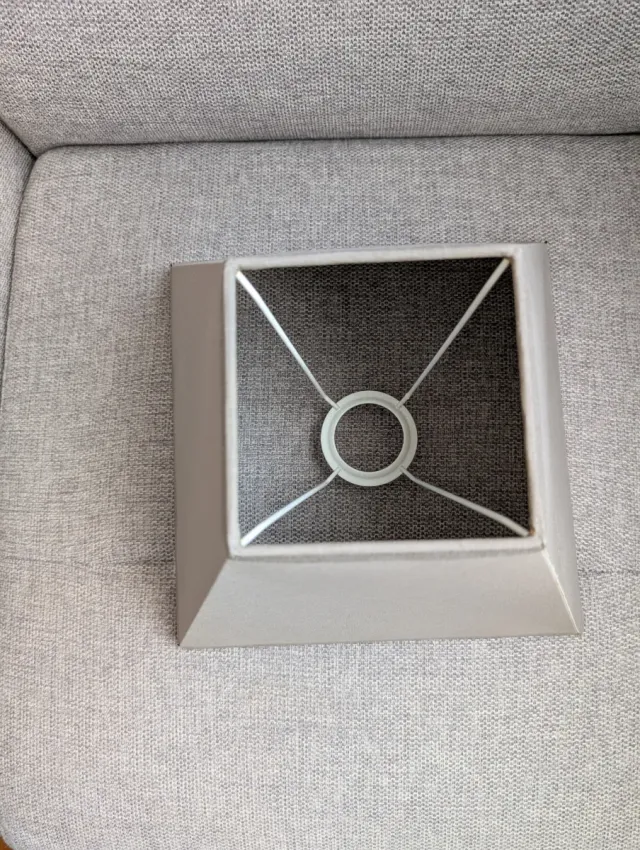 3 Pantallas de lámpara grises de tela