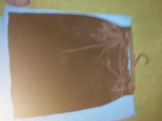 Falda de terciopelo negro