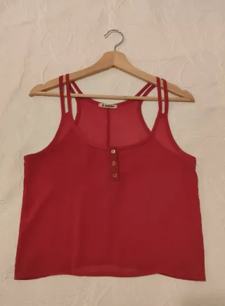 Blusa sin mangas roja