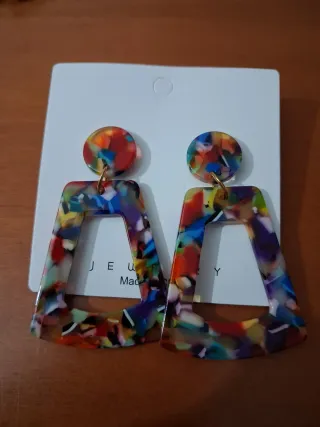 Pendientes acrílicos geométricos multicolor