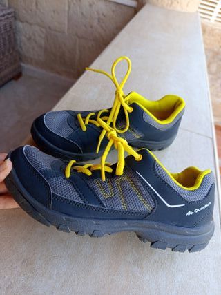 Zapatillas Quechua Talla 38 azul/Amarillo.