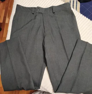 Pantalón de vestir gris