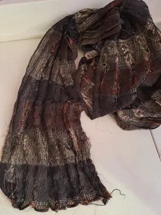 Lotto sciarpe e cappello donna