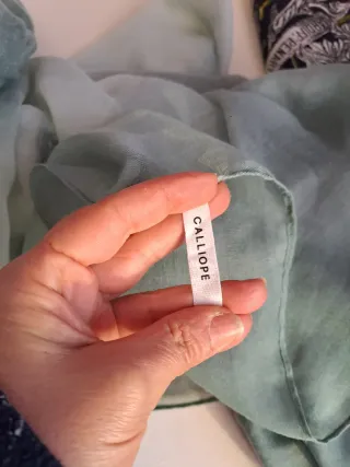 Lotto sciarpe e cappello donna