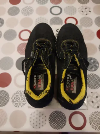 Zapatillas seguridad Cofra mujer negras y amarilla