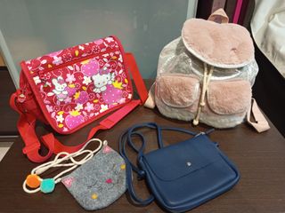 Lote Mochilas Zara y Hello Kitty