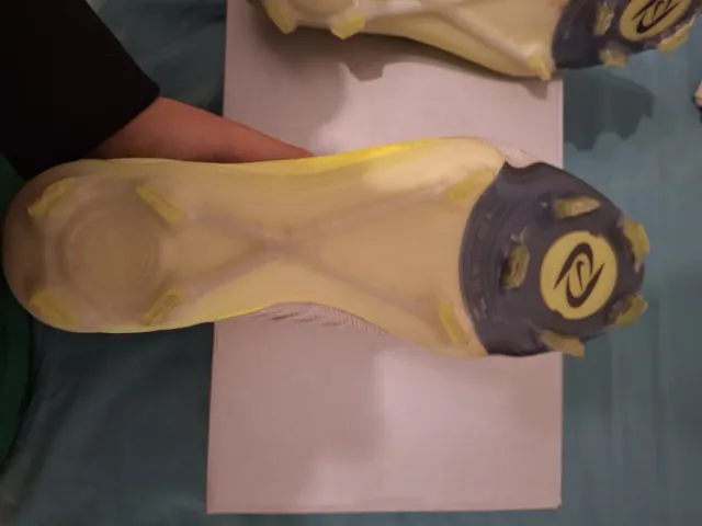 Botas Nike Phantom Luna II Elite FG Talla 40