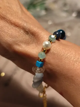 Pulsera de minerales variados