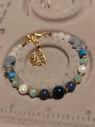 Pulsera de minerales variados