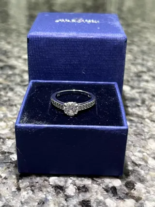 Anillo Swarovski Plata