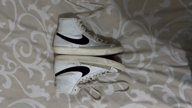 Zapatillas Nike Blazer Blancas y Negras