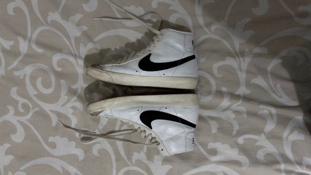 Zapatillas Nike Blazer Blancas y Negras