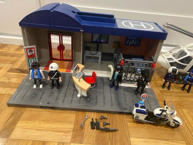 Lote Comisaría, Helicóptero y Furgón Playmobil