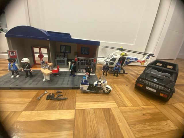 Lote Comisaría, Helicóptero y Furgón Playmobil