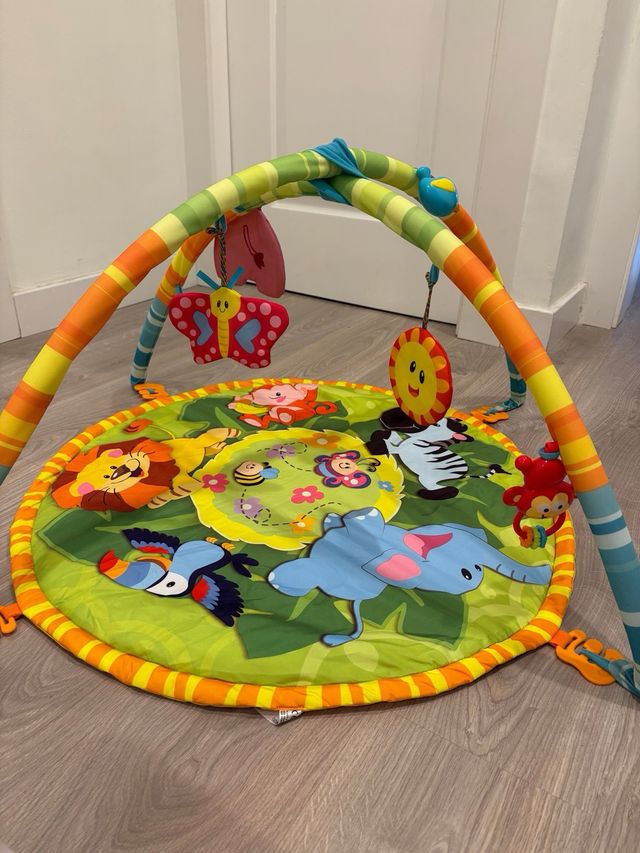 Manta de actividades para bebé