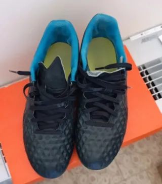 Scarpe da calcio Nike nere e blu