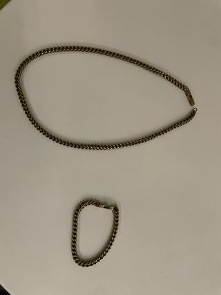 Conjunto Cadena y Pulsera Guess Dorados