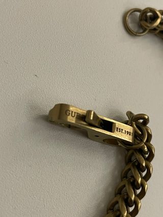 Conjunto Cadena y Pulsera Guess Dorados