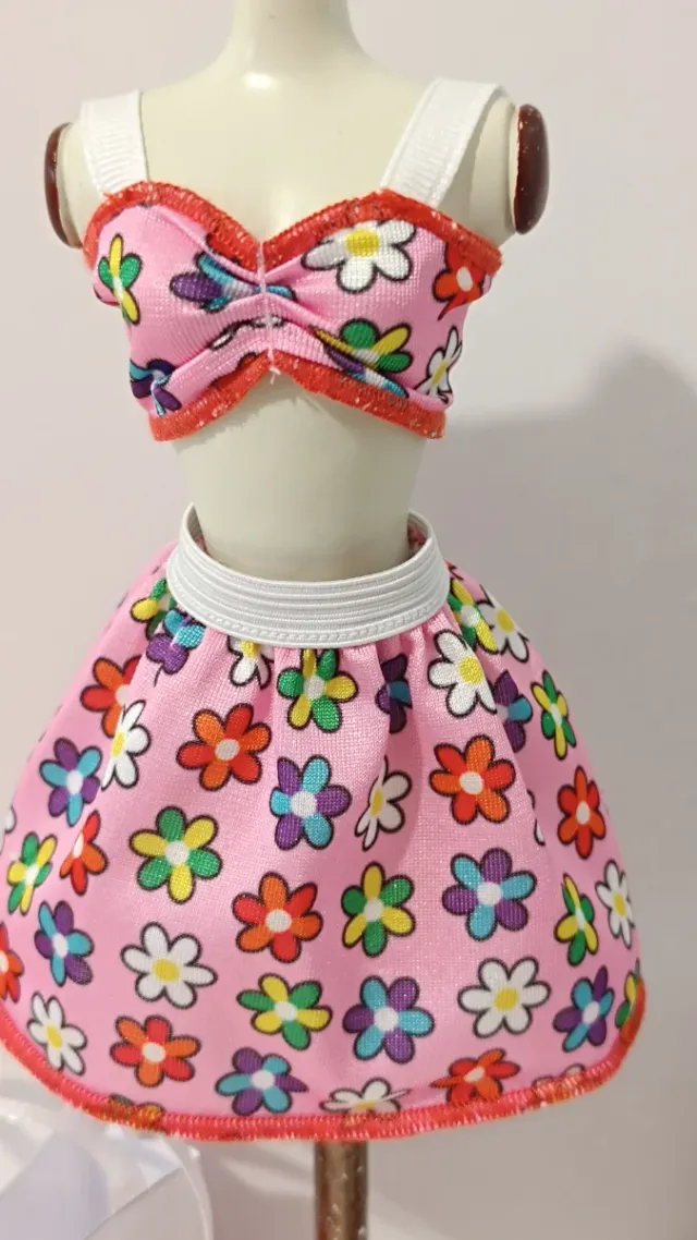 Conjunto Barbie Top y Falda Flores