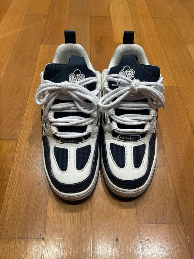Louis Vuitton Skate Blu/Bianco Ottime Condizioni