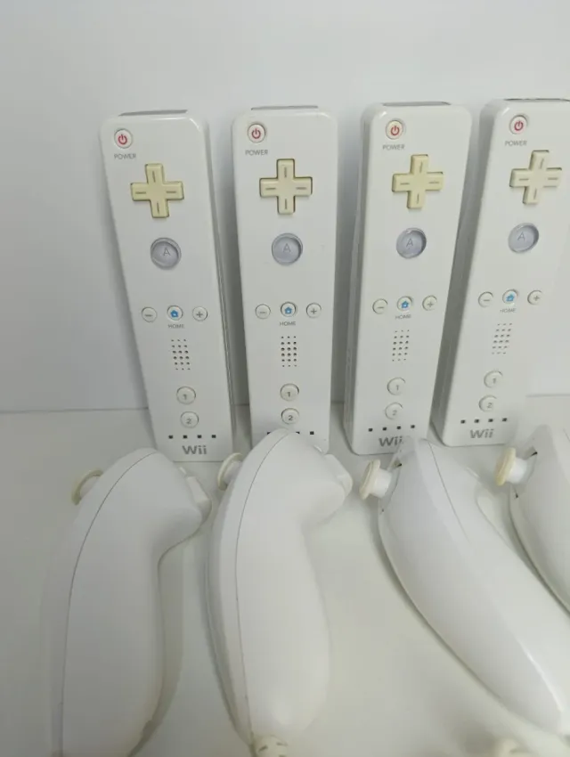 Pacchetto di controller Nintendo Wii