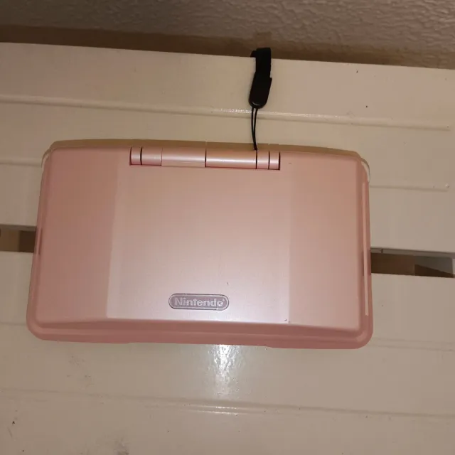 Vendo Nintendo DS Rosa funziona perfettamente