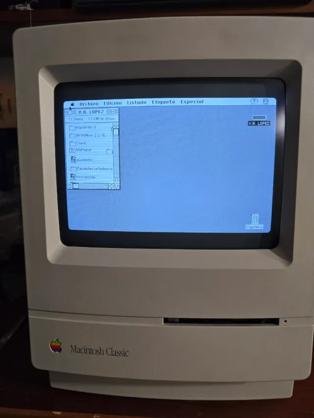 Apple Macintosh Classic - Funciona