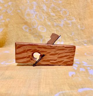 Cepillo carpintero garlopa madera juguete vintage