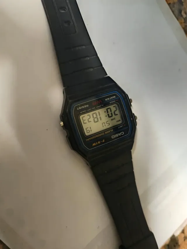 Reloj Casio F-91W Negro