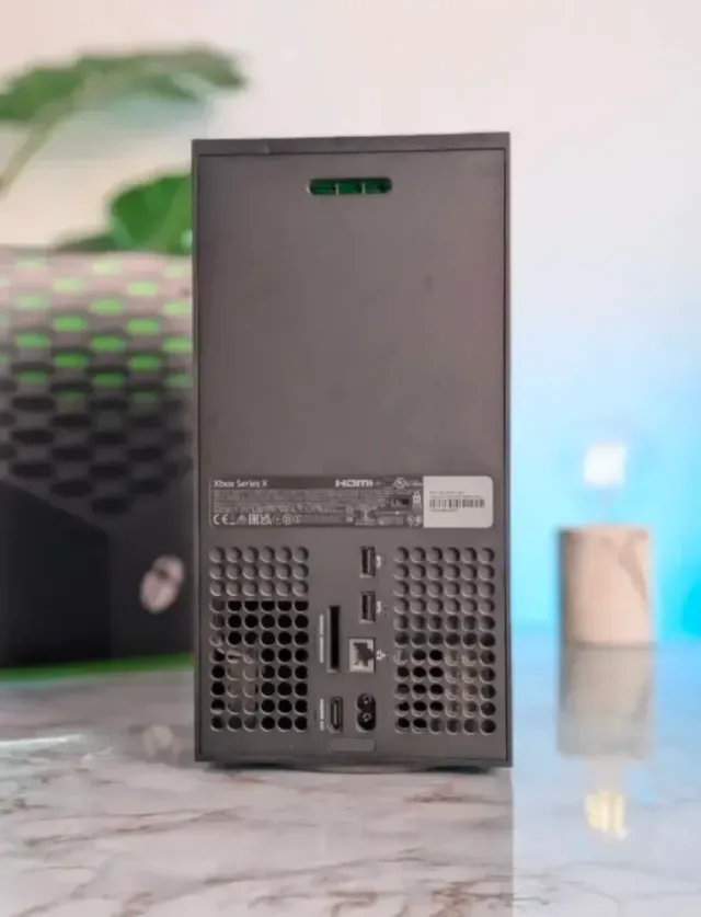 Xbox Series X 1TB + Controller